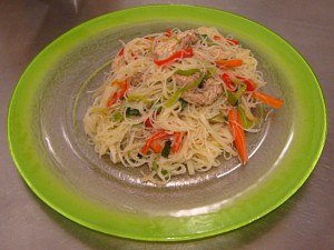 Fideos de arroz con verduras