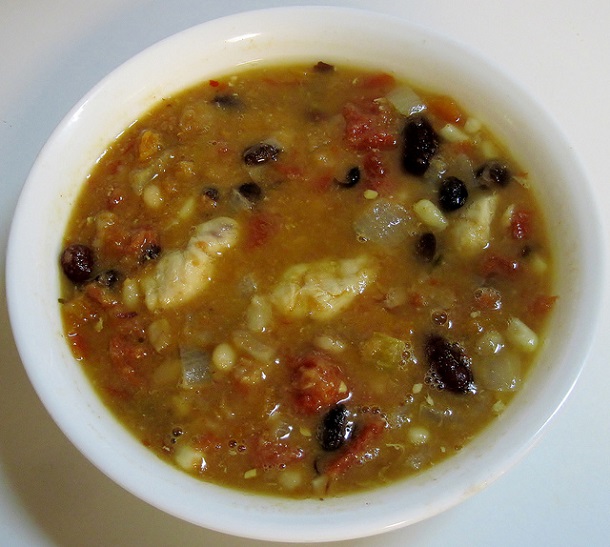 Sopa picante de judías y pollo Menú diario